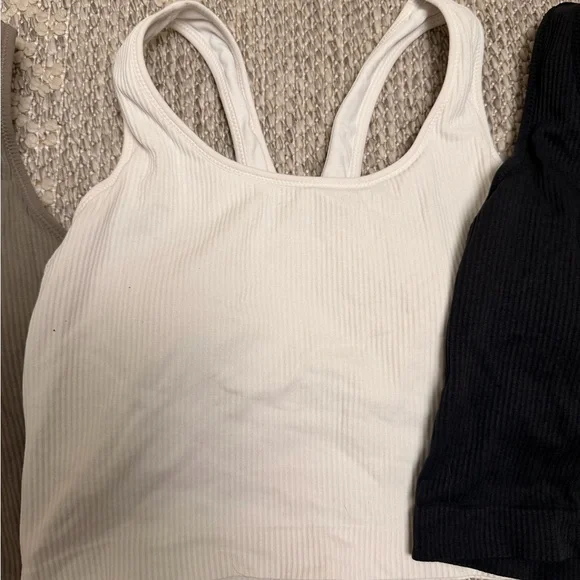 Lot of 3 CALIA by Carrie Underwood Ribbed Tank Tops size medium - Picture 3 of 8